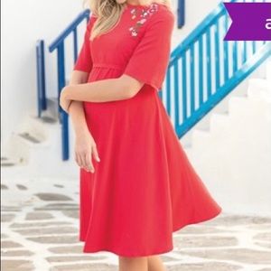 Jojo Maman Bebe maternity and nursing dress